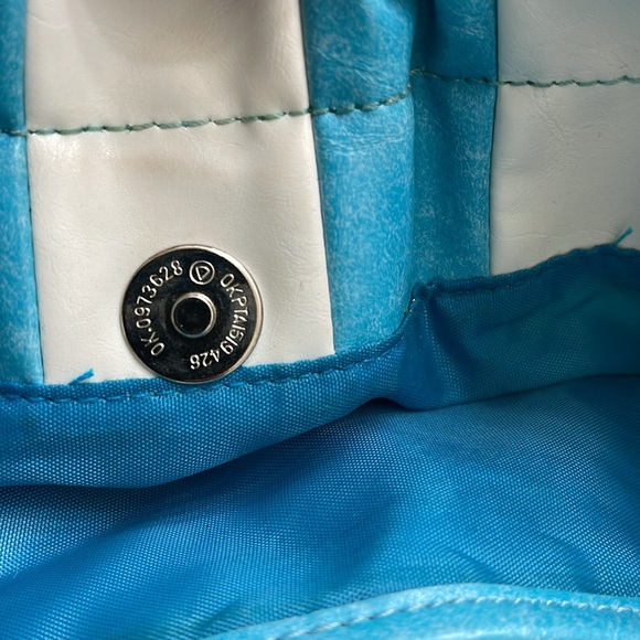 OKPTA Striped Turquoise and White Women's Bag cinches GUC rare and vintage style - Picture 13 of 13